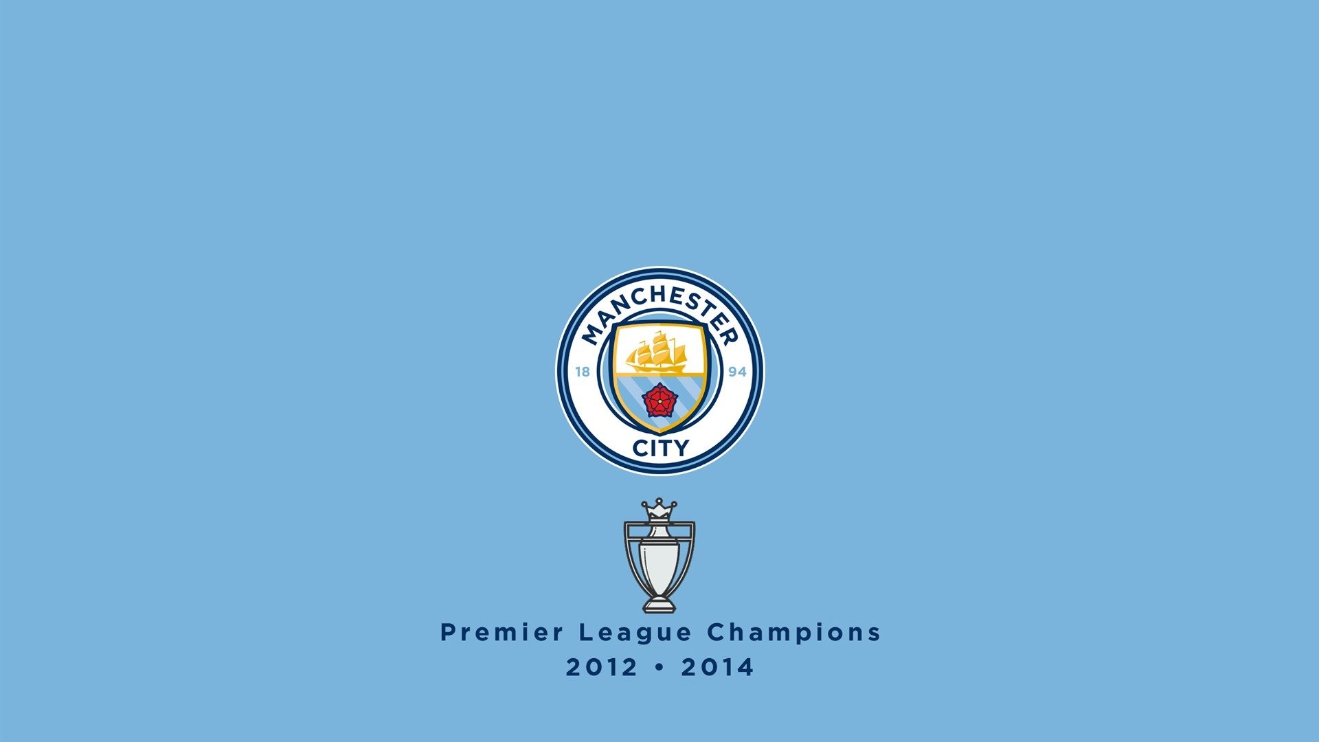 “三叉湖水上救生赛:选手在水中展开与时间赛跑的较量”